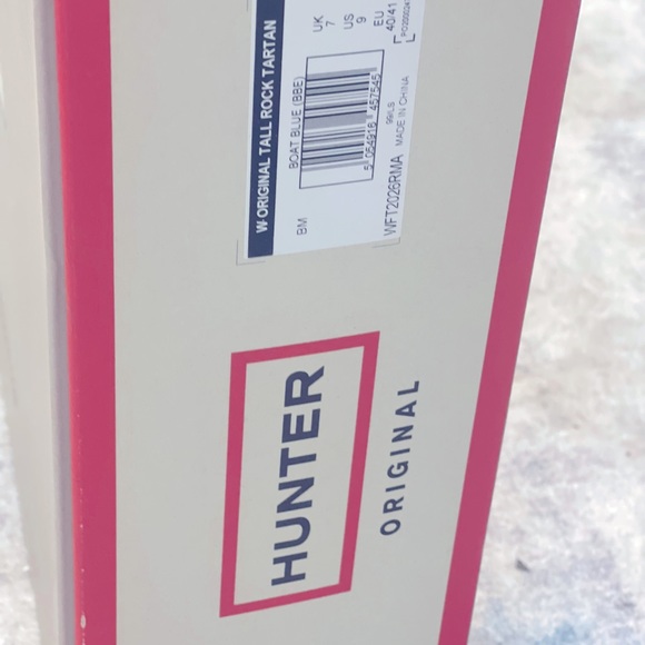 Hunter Original Tall Rain Boots in Rock Tartan Size 9 NWT - Picture 8 of 9